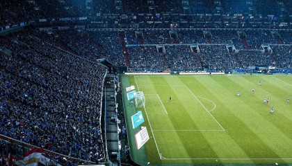 开云体育移动版-欧洲豪门联赛战绩变数大，米兰双雄前途未卜，豪门欧洲杯