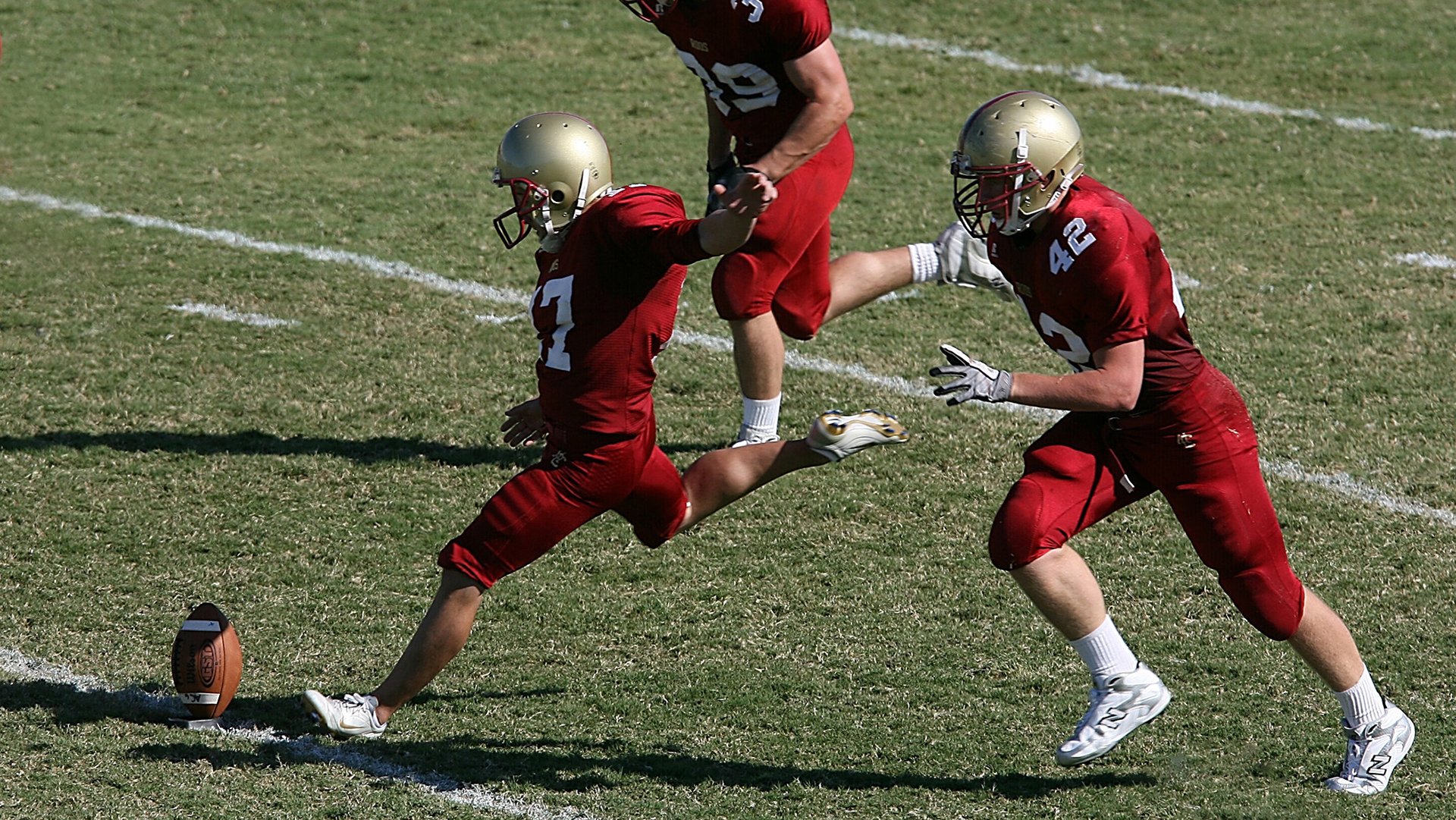“野外追逐”——荒漠、山地、雪原的极限角逐，野外雪景图片