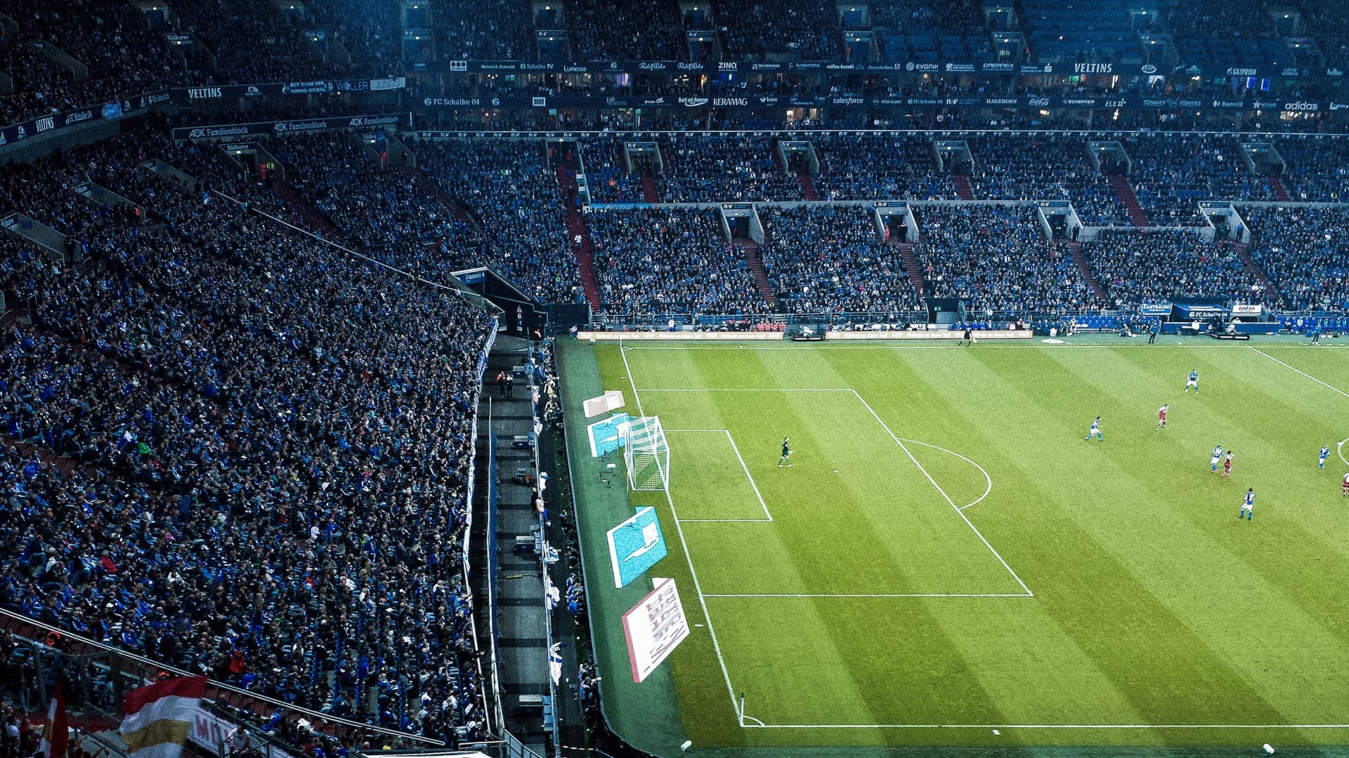 利物浦遭遇劲敌，欧冠前路任重道远，利物浦欧冠出线了吗