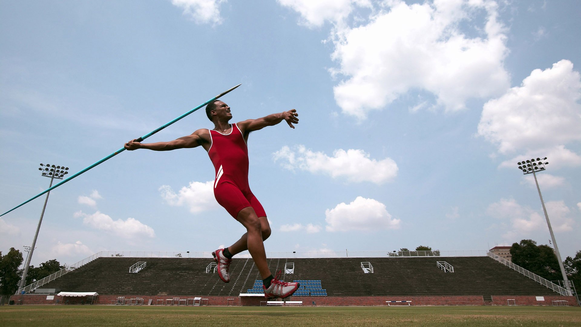 国际滑雪联合会公布新赛季赛程，国际滑雪联合会成立